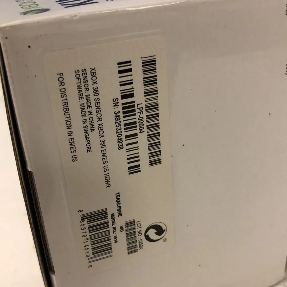 Microsoft KINECT for XBOX‎ 360 2010 EUC in original box